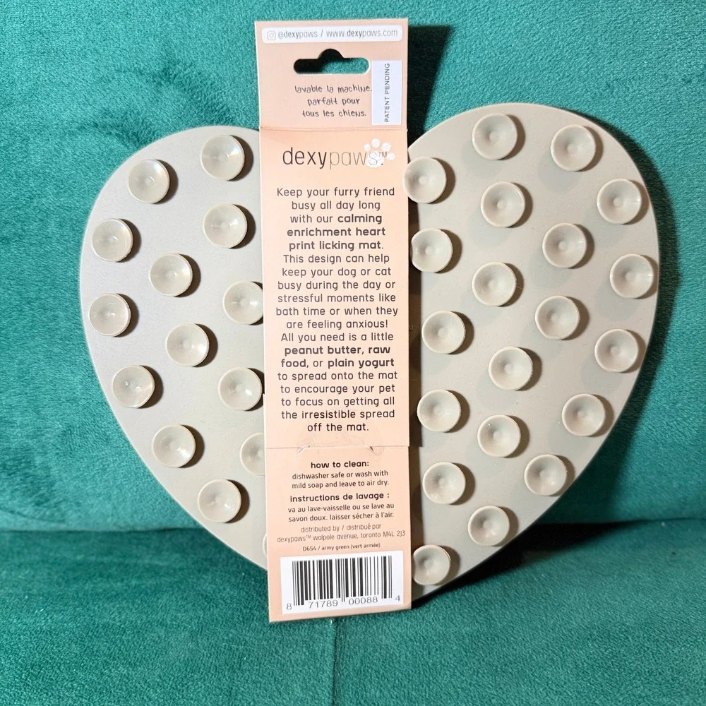 Dexypaws Heart‎ Enrichment Licking Mat Calming Treat Distraction For Dogs